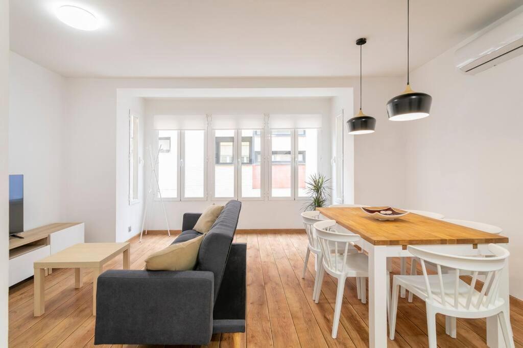 Cozy Apartment City Center อาลิกันเต ภายนอก รูปภาพ